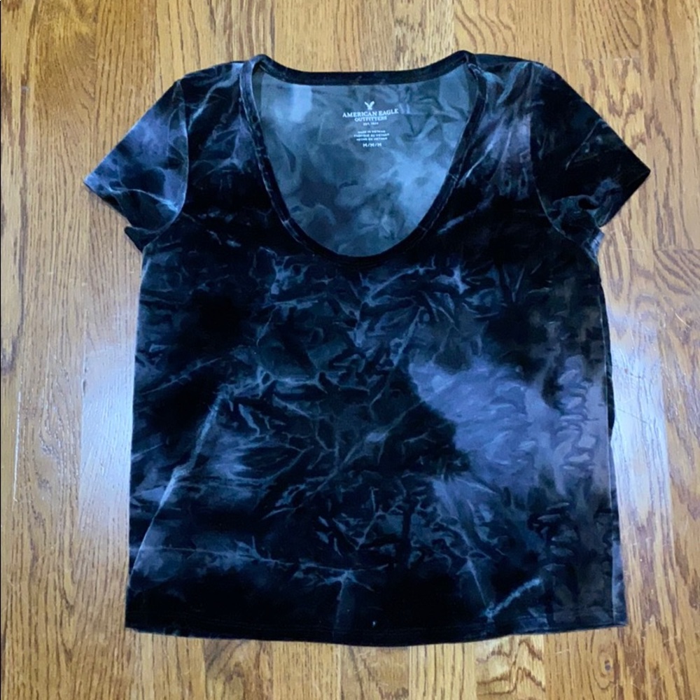 American Eagle Outfitters AEO velvet T-shirt Sz. M